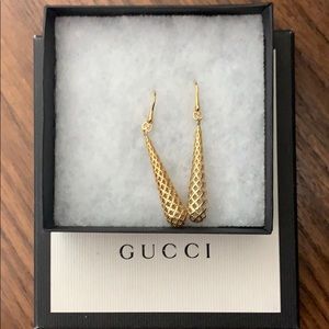 GUCCI EARRINGS 100% authentic 18kt